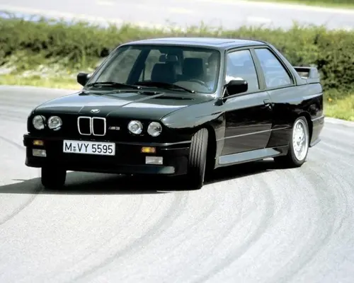 Wallpapers BMW M3 E30 android App screenshot 2